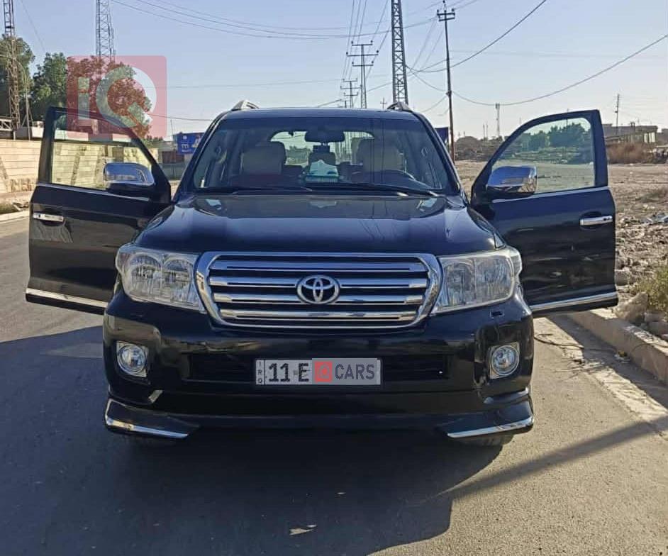 تويوتا لاندكروزر